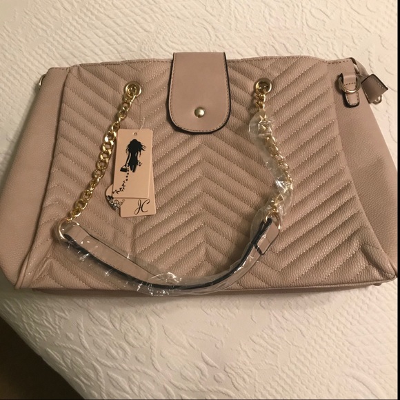 Handbags - Convertible Tan Quilted Chevron Purse NWT